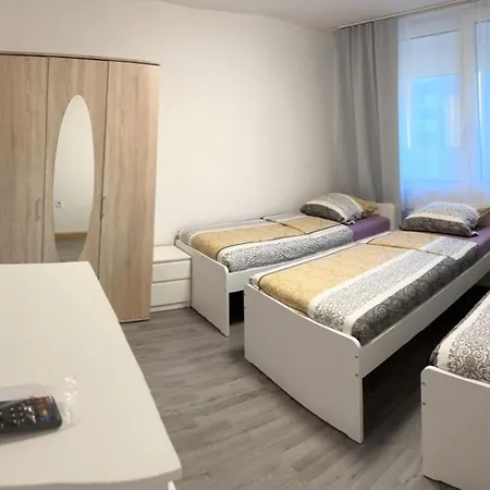 Lejlighed Voll Ausgestattetes In *