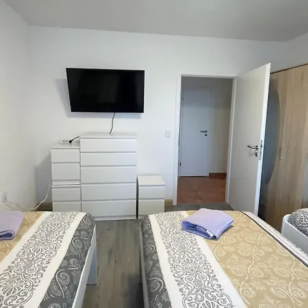 Lejlighed Voll Ausgestattetes In